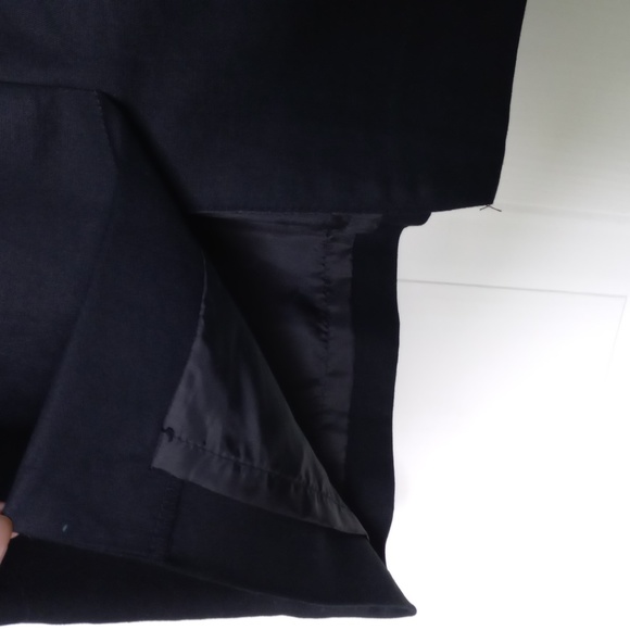 Pencil Skirt Size 2 - Picture 3 of 4